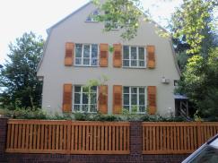 Fensterläden aus Lärchenholz für Altbau in Berlin Zehlendorf