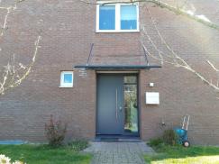 Haustür und Vordach in Stahnsdorf